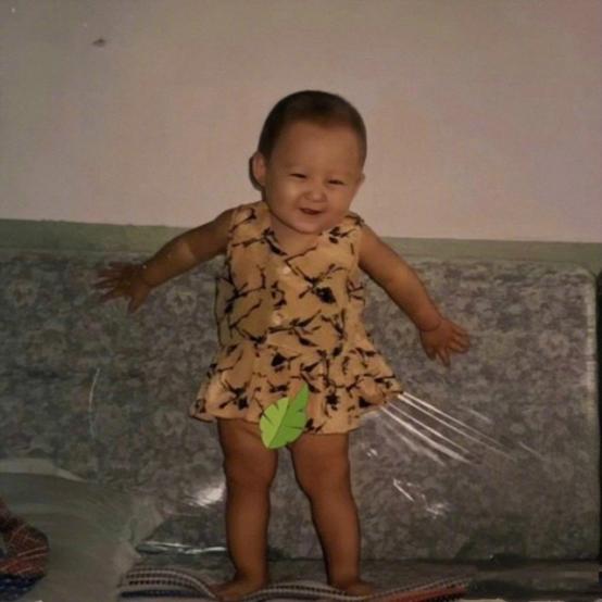 白敬亭童年女装照_如何看待知乎明星的黑料行为,_白敬亭增肌经历